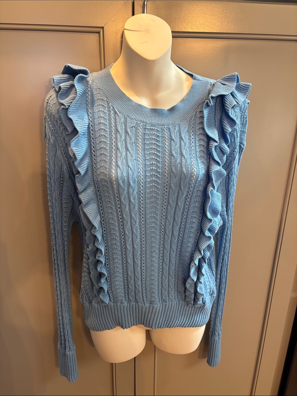 Blue Rain Sky Blue Ruffle Cable Crewneck Sweater M